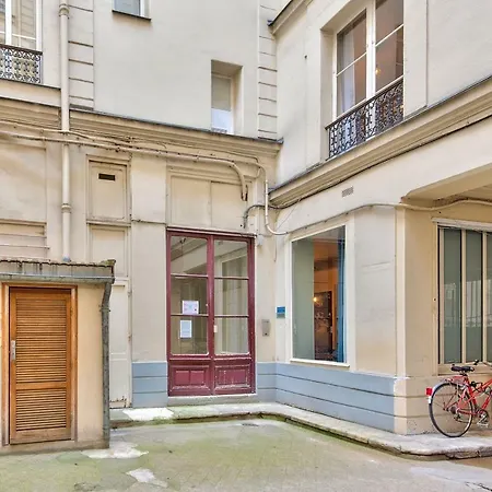 78 - Paris Temple 6 *